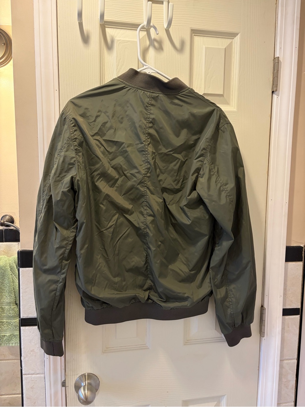 H&M Bomber Jacket - Picture 9 of 9